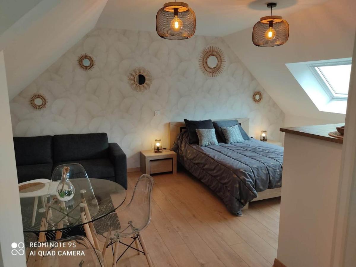 Le Nid De La Baie Apartment Crollon Exterior foto